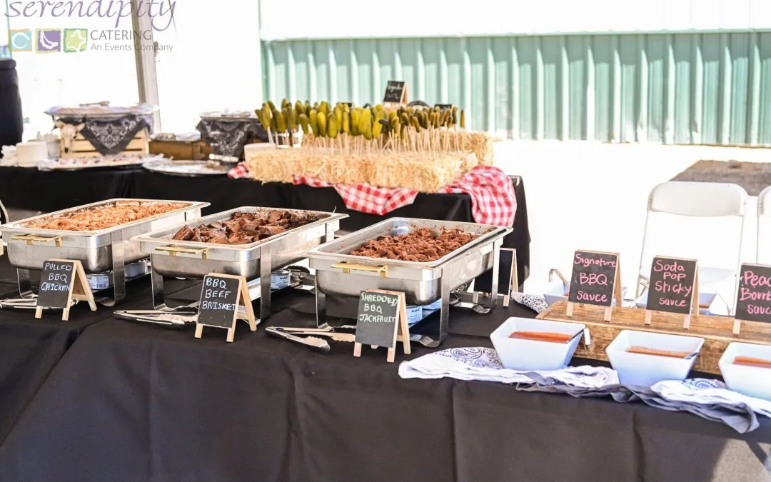 Viandes smokees servies depuis le food truck BBQ